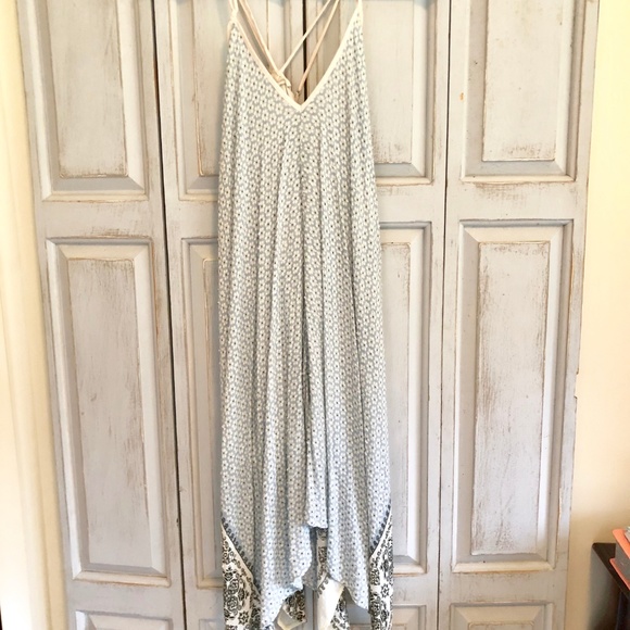 BOUTIQUE DRESS - Picture 2 of 7